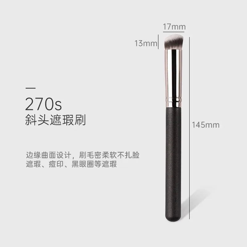 Angled Foundation Concealer Brush