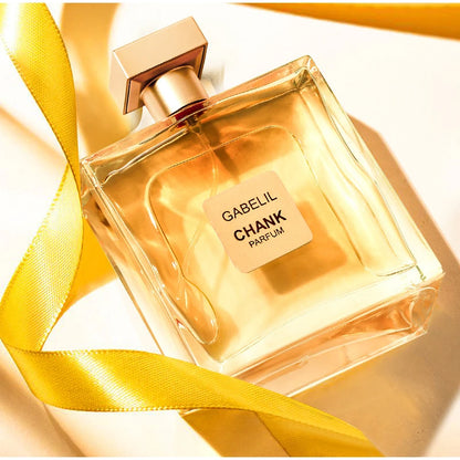 Modern Fresh Woody Floral Fruity Fragrance