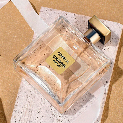Modern Fresh Woody Floral Fruity Fragrance