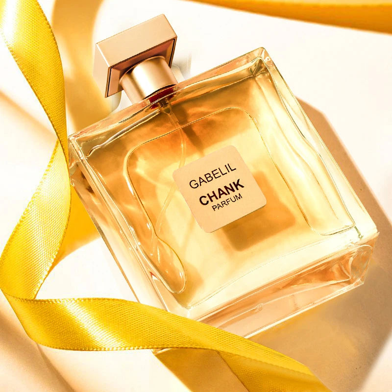 Modern Fresh Woody Floral Fruity Fragrance