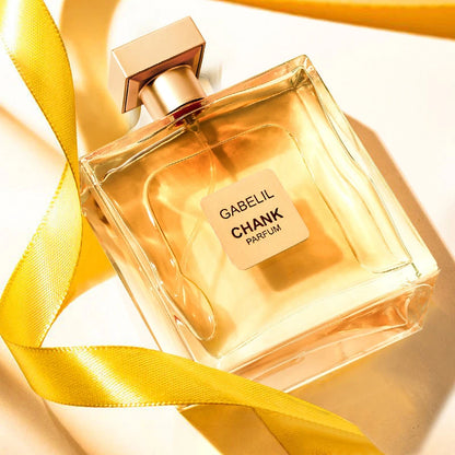 Modern Fresh Woody Floral Fruity Fragrance