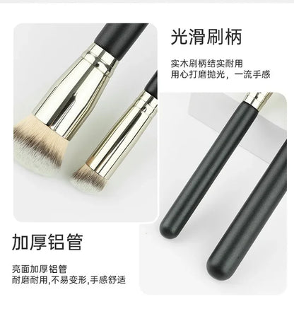 Angled Foundation Concealer Brush