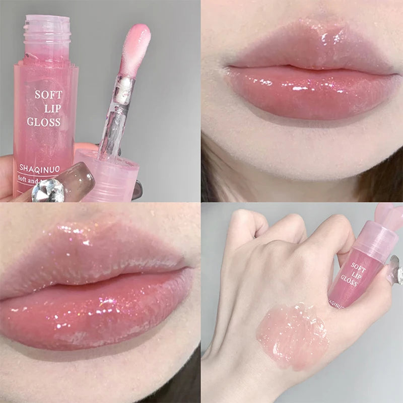 Lightweight and plump lip balm with a glossy mirror finish lips glass