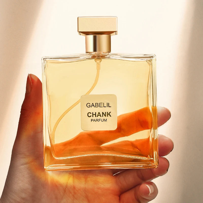 Modern Fresh Woody Floral Fruity Fragrance