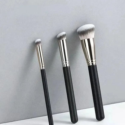 Makeup Brushes Foundation Concealer Angled Seamless Cover